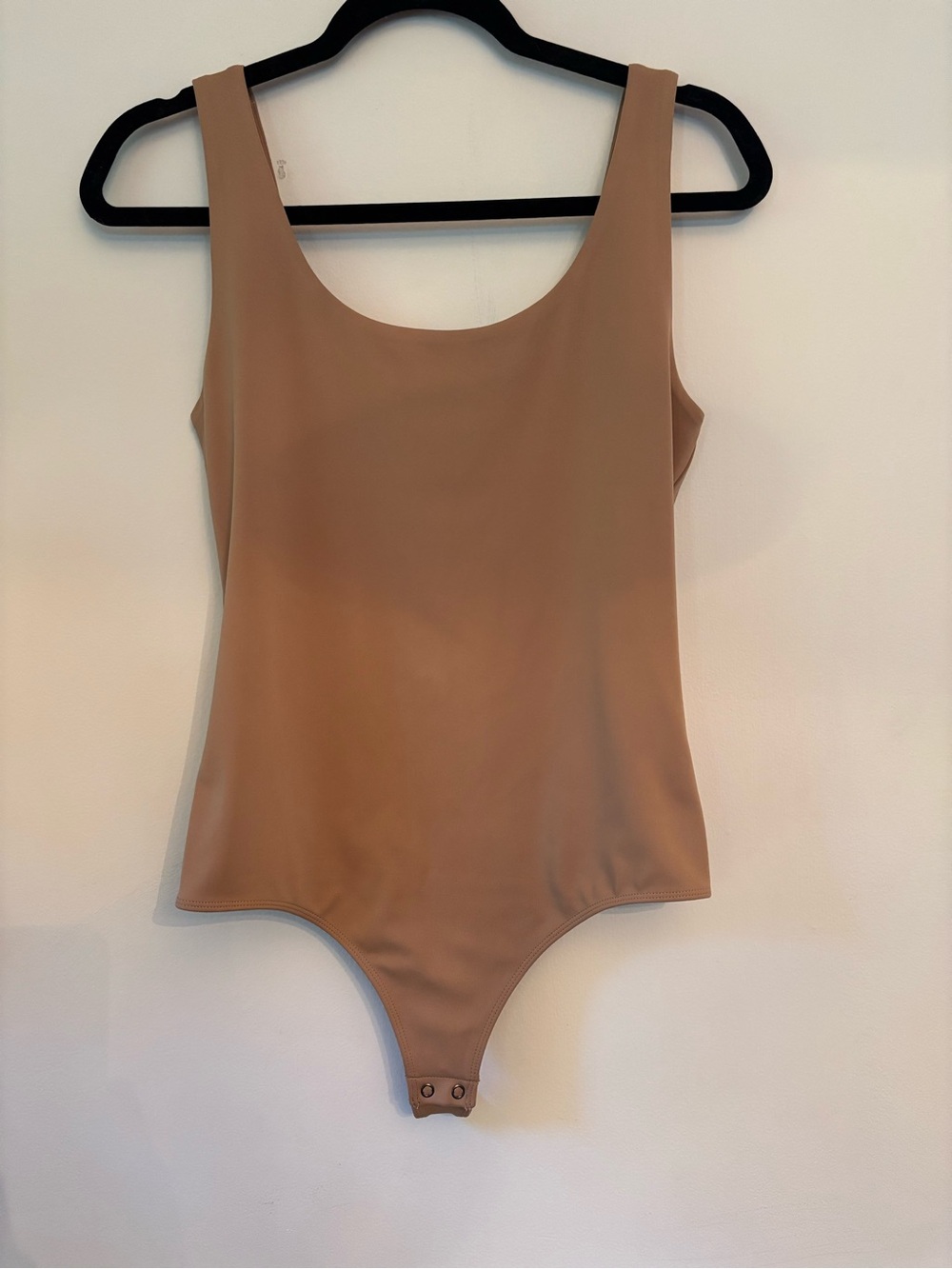 Express Nude Scoop Neck Bodysuit - Tan